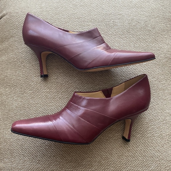 Antonio Melani Pointy Square Glove Fit Slip In Heel. Cranberry Red Leather.SZ 10 - Picture 3 of 16